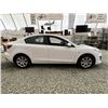Image 11 : D5 -- 2010 MAZDA 3 ,White, 201,344KMS