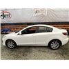 Image 23 : D5 -- 2010 MAZDA 3 ,White, 201,344KMS