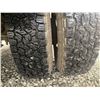 Image 24 : F4 --  2004 CHEVROLET SILVERADO 3500 CREW CAB 4X4 DUALLY, Silver, 205018 KM