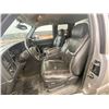 Image 42 : F4 --  2004 CHEVROLET SILVERADO 3500 CREW CAB 4X4 DUALLY, Silver, 205018 KM