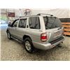 Image 21 : F6 --  2003 NISSAN PATHFINDER LE 4X4, Silver, 211280 KM