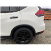 Image 24 : F6A --  2017 NISSAN ROGUE SV AWD, White, 210753