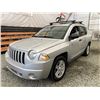 Image 3 : A2 --  2008 JEEP COMPASS SPORT AWD, Silver, 197085 KM