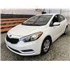 Image 3 : B6 --  2014 KIA FORTE LX , White, 123258 KM