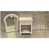 Image 1 : 553 -- WICKER NIGHTSTAND AND MIRROR