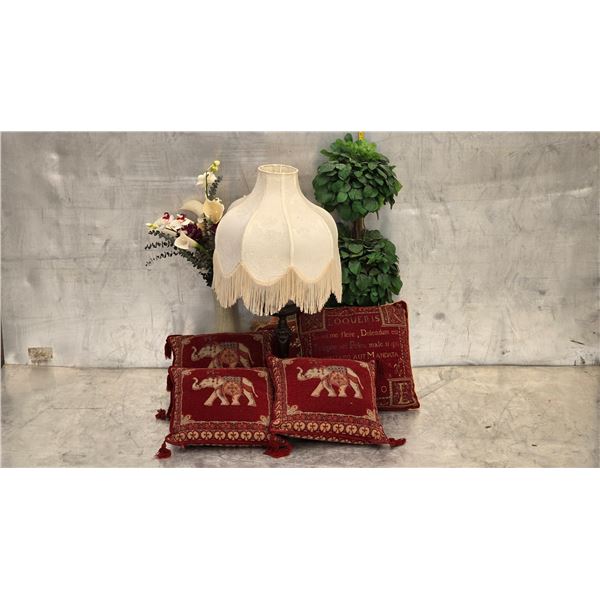 582 -- LAMP, ARTIFICIAL PLANTS, AND VINTAGE ELEPHANT PILLOWS