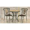 Image 1 : 585 -- ROUND GARDEN TABLE WITH MATCHING CHAIRS