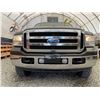 Image 3 : F6G --  2005 FORD F250 SUPER DUTY CREW CAB 4X4, Grey, 164201 KM