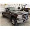 Image 7 : F6G --  2005 FORD F250 SUPER DUTY CREW CAB 4X4, Grey, 164201 KM