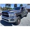 Image 3 : C6A --  2019 DODGE RAM TRADESMAN 3500 CREW CAB 4X4, Grey, 102053 KM