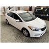 Image 10 : B6 --  2014 KIA FORTE LX , White, 123258 KM