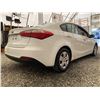 Image 14 : B6 --  2014 KIA FORTE LX , White, 123258 KM