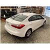 Image 16 : B6 --  2014 KIA FORTE LX , White, 123258 KM