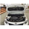 Image 32 : B6 --  2014 KIA FORTE LX , White, 123258 KM