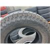 Image 2 : 4 = Mastercraft wildcat A/T2 - LT225/75R16