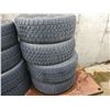 Image 5 : 4 = Arctic claw winter Txi - 225/55R17 on steel wheels