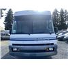 Image 2 : 0G --  1997  WINNEBAGO MOTOR HOME APR 30', White, 58505 MILES