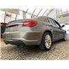 Image 14 : A12A --  2013 CHRYSLER 200 LIMITED, Silver, 208261 KM