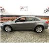 Image 23 : A12A --  2013 CHRYSLER 200 LIMITED, Silver, 208261 KM