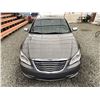 Image 7 : A12A --  2013 CHRYSLER 200 LIMITED, Silver, 208261 KM