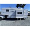 Image 6 : 0H --  2001 Wilderness 5th Wheel By Fleetwood RV, White,