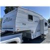 Image 7 : 0H --  2001 Wilderness 5th Wheel By Fleetwood RV, White,