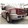 Image 8 : A12I --  2005 FORD EXCURSION EDDIE BAUER, Red, 214,446 KM