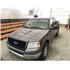 Image 4 : A12N --  2005 FORD F150 CREW CAB 4X4, Grey, UNKNOWN KM  "NO RESERVE"