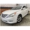 Image 1 : B5 --  2011 HYUNDAI SONATA SE, White, 228657