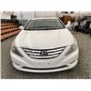 Image 6 : B5 --  2011 HYUNDAI SONATA SE, White, 228657
