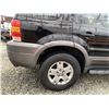 Image 31 : A12K --  2006 FORD ESCAPE XLT AWD , Black, 229,727 KM