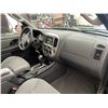 Image 38 : A12K --  2006 FORD ESCAPE XLT AWD , Black, 229,727 KM