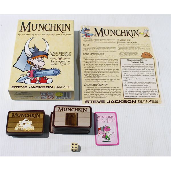 MUNCHKIN BOARD GAME