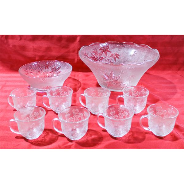 CRYSTAL PUNCH BOWL SET