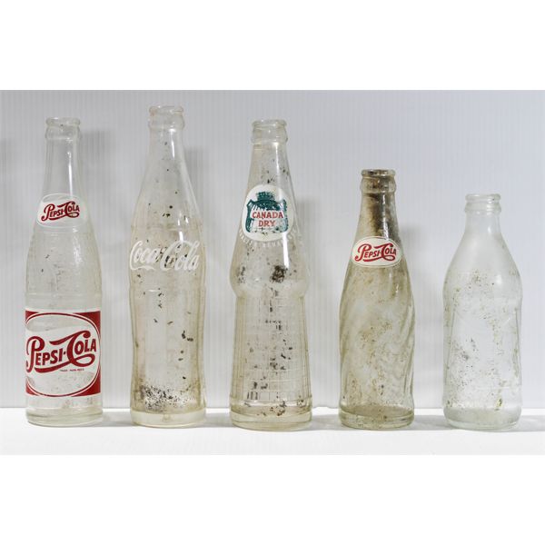 5 VINTAGE SODA POP BOTTLES INCL. FANTA