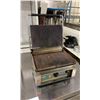 Image 2 : SODIR COMMERCIAL STAINLESS STEEL COUNTERTOP PANINI PRESS
