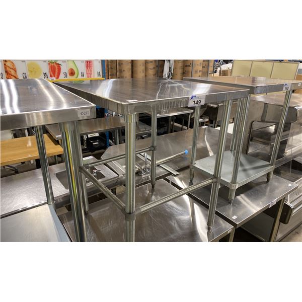 STAINLESS STEEL 30"W X 30"D X 35"H COMMERCIAL PREPARATION TABLE