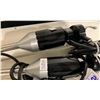 Image 2 : PAIR OF WARING COMMERCIAL IMMERSION BLENDERS