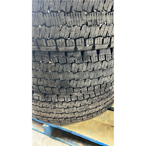 MICHELIN 12R22.5