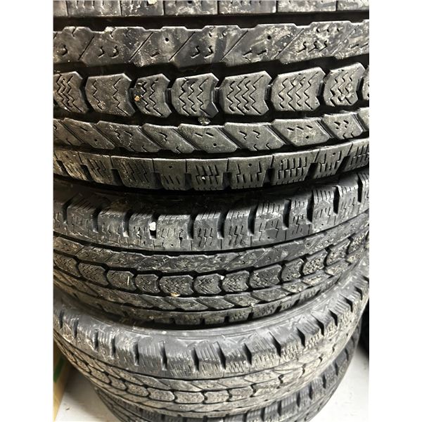 GOOD YEAR WRANGLER  MT/R