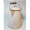 Image 2 : Chuckwagon coffee pot, grey enamel with pour handle, 14" tall