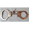 Image 2 : 2 pcs: Smith & Wesson leg chains with key & Smith & Wesson hand cuffs with key