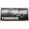 Image 10 : Taurus The Judge, .45 LC/410 ga., s#1Y203136, 6" barrel, 5 shot, in box