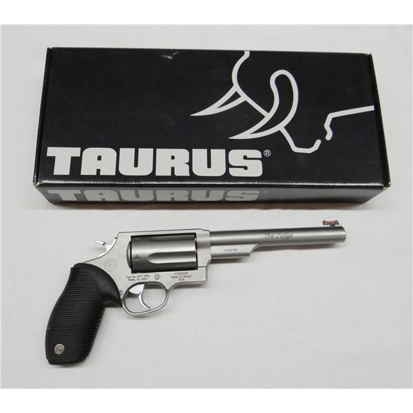 Taurus The Judge, .45 LC/410 ga., s#1Y203136, 6  barrel, 5 shot, in box
