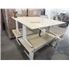 Image 1 : 4 Adjustable Tables / Desks