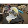 Image 1 : Makita 10" Mitre Saw