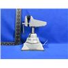 Image 1 : Bench Vise - Swivel Vacuum Base