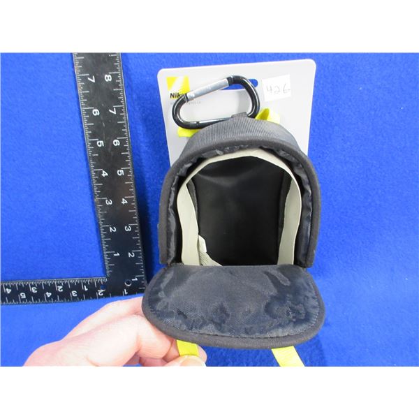 NEW - Nikon SnapPack Magnetic Open & Close Case
