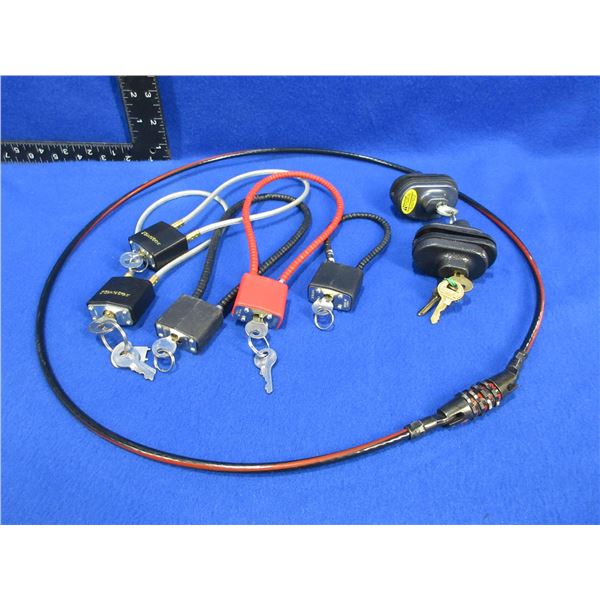 6 Cable Locks and 2 Trigger Locks - All Have 1 or 2 Keys
