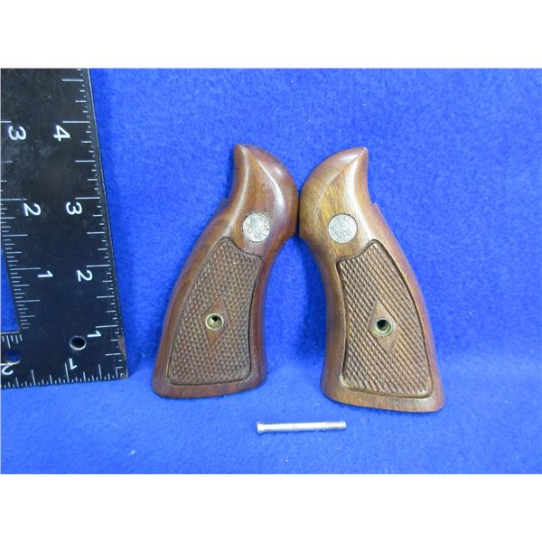 S&W K/L Frame Square Butt Wood Revolver Grips
